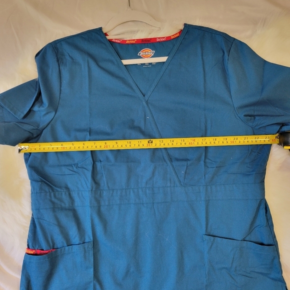 Dickies Women's Blue Scrub Top - Picture 8 of 10